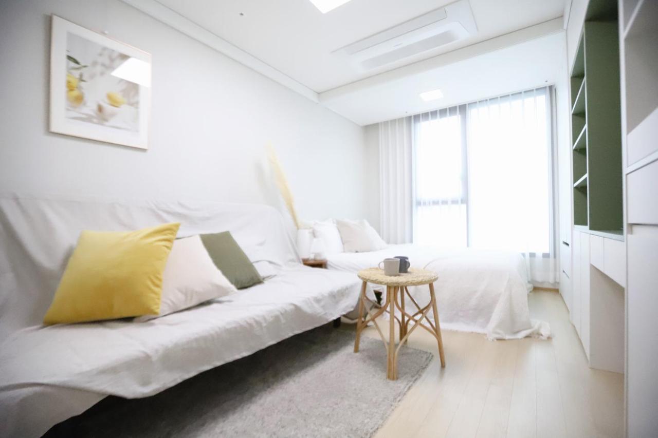 Apartment The Share Myeongdong Seoul Exterior photo